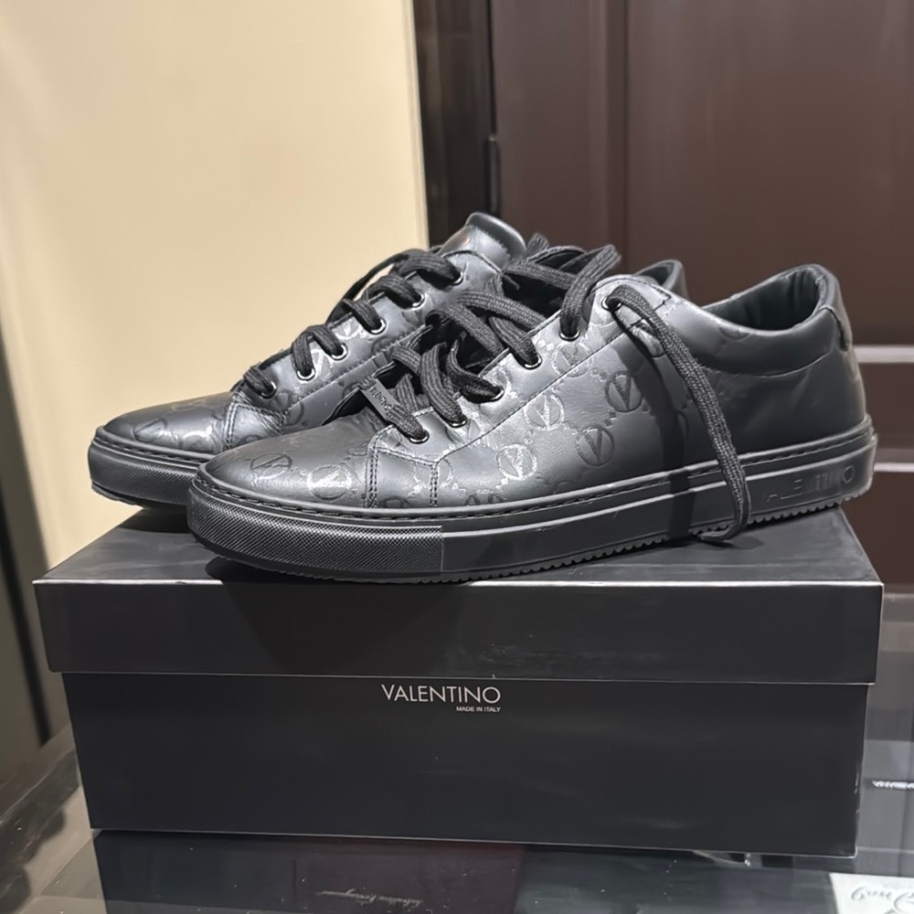 Valentino Black Sneakers - Picture 2 of 8